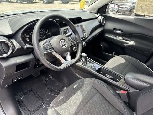 Used 2024 Nissan Kicks SV FWD image 18