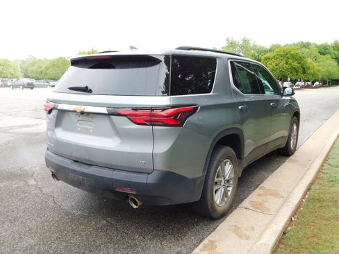 Used 2023 Chevrolet Traverse LT FWD image 4