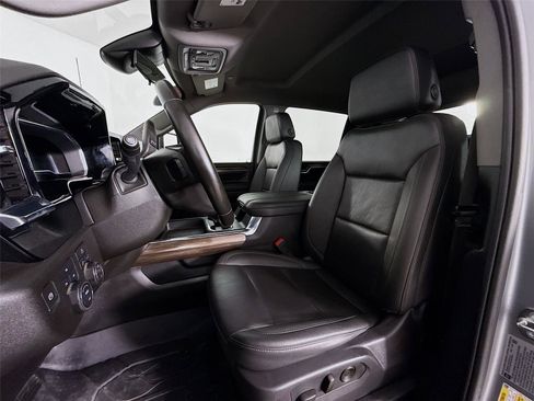 Used 2024 Chevrolet Silverado 3500 LT w/ Convenience Package image 21