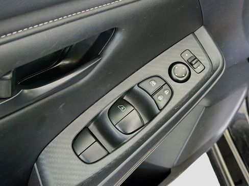 Used 2025 Nissan Sentra S image 20