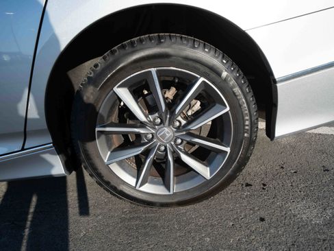 Certified 2021 Honda Accord EX-L image 28