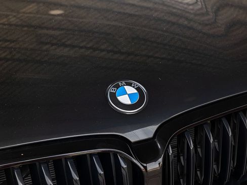 Used 2023 BMW 530i xDrive w/ M Sport Package AWD/4WD image 15