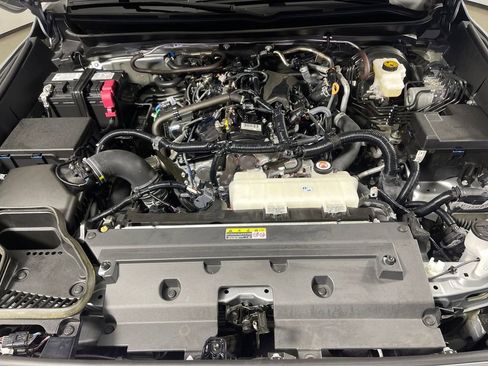 Certified 2024 Toyota Tacoma SR5 image 9