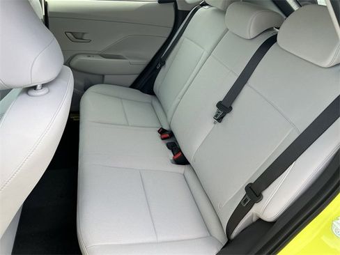 New 2026 Hyundai Kona SE image 19