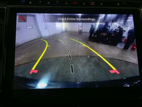 Used 2023 Jeep Grand Cherokee 4WD 4xe image 31