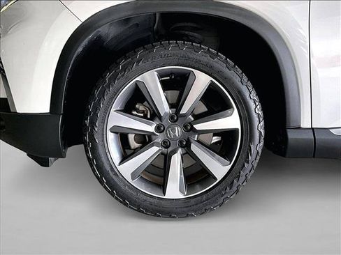 Used 2023 Honda Pilot Elite image 10