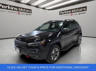 Used 2019 Jeep Cherokee Trailhawk AWD/4WD 360° Tour