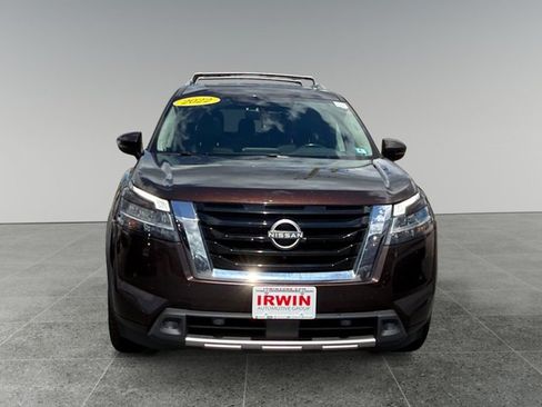 Used 2022 Nissan Pathfinder SL w/ SL Premium Package AWD/4WD image 9