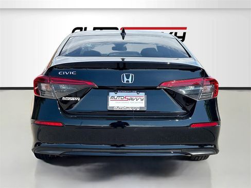 Used 2022 Honda Civic EX image 6