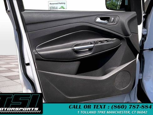 Used 2017 Ford Escape SE AWD/4WD image 23