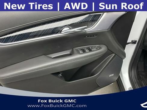 Used 2024 Cadillac XT6 Premium Luxury w/ LPO, Floor Liner Package image 8