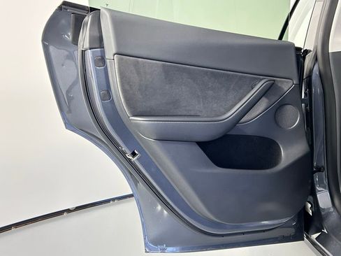 Used 2023 Tesla Model Y Long Range image 13