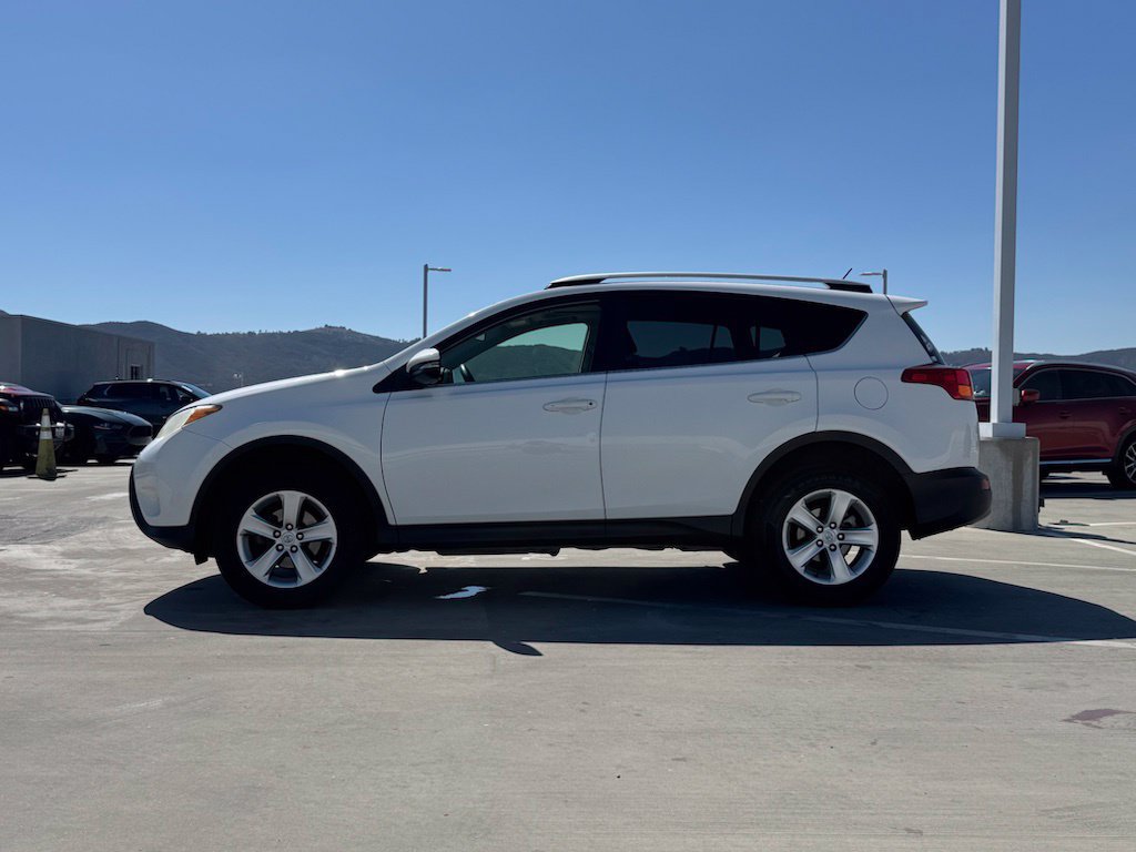 Used 2014 Toyota RAV4 XLE FWD image 7