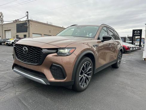 Certified 2025 MAZDA CX-70 Plug-In Hybrid w/ Premium Pkg image 7