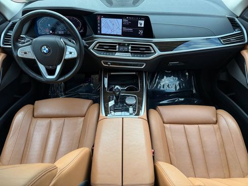 Used 2019 BMW X7 xDrive40i w/ Premium Package AWD/4WD image 10