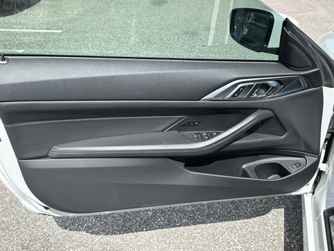 Certified 2025 BMW 430i Convertible w/ Premium Package RWD image 16