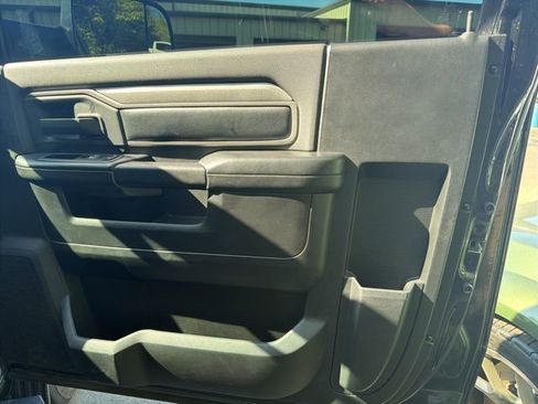 Used 2020 RAM 3500 Tradesman image 10