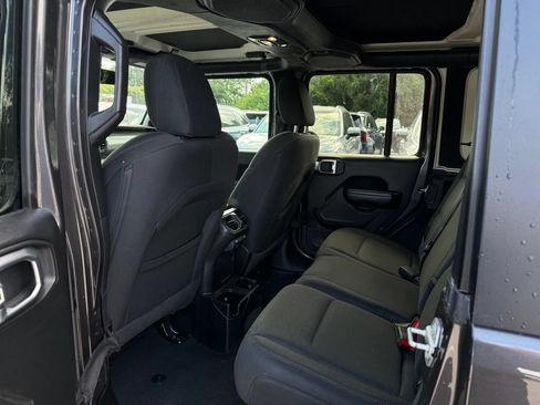 Used 2020 Jeep Wrangler Unlimited Sport AWD/4WD image 11