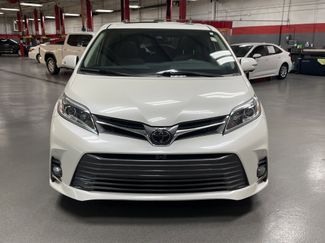 Used 2020 Toyota Sienna Limited Premium video 3