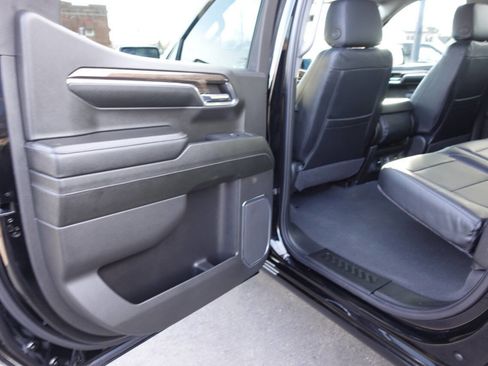 Used 2024 Chevrolet Silverado 1500 LT image 20