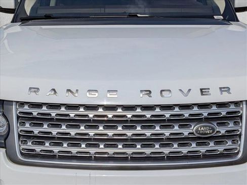 Used 2017 Land Rover Range Rover HSE image 23