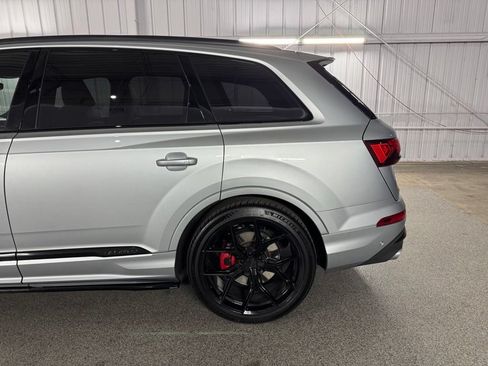 Used 2023 Audi SQ7 Premium Plus AWD/4WD image 16