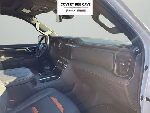 Used 2024 GMC Sierra 1500 AT4 w/ Technology Package image 16