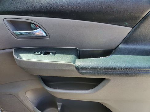Used 2014 Honda Odyssey EX-L image 37