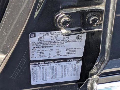 Used 2024 Buick Envision Avenir image 25