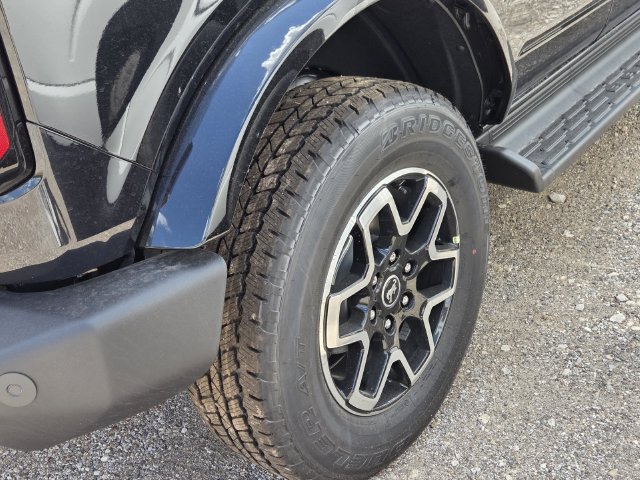 New 2026 Ford Bronco Outer Banks AWD/4WD image 6