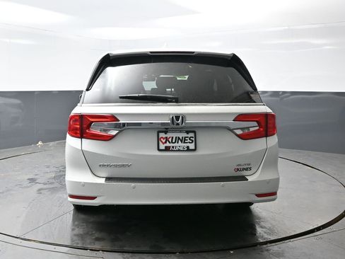 Used 2020 Honda Odyssey Elite image 11