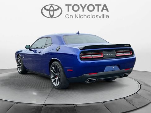 Used 2021 Dodge Challenger R/T Scat Pack w/ Driver Convenience Group RWD image 3