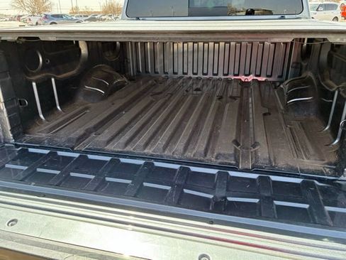 Certified 2024 Nissan Titan SV image 19