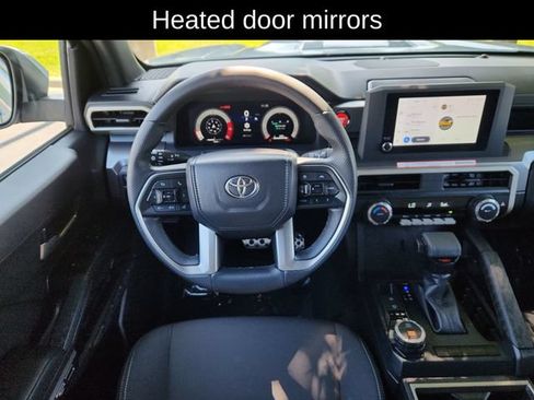 Used 2025 Toyota Tacoma TRD Sport AWD/4WD image 23