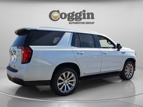 Used 2021 GMC Yukon SLT w/ SLT Luxury Plus Package image 7