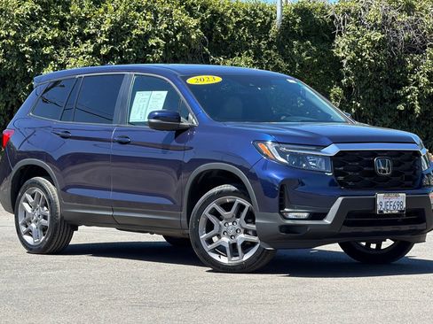 Used 2023 Honda Passport EX-L image 2