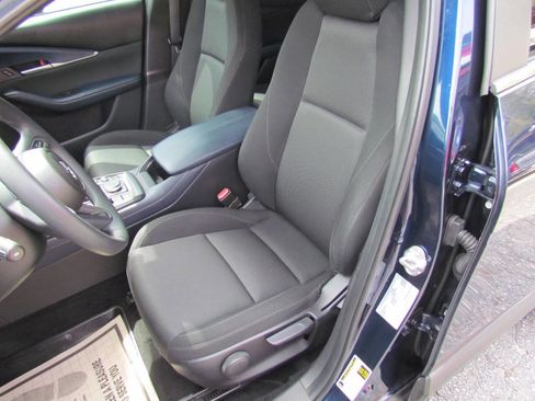 Used 2020 MAZDA CX-30 FWD image 10