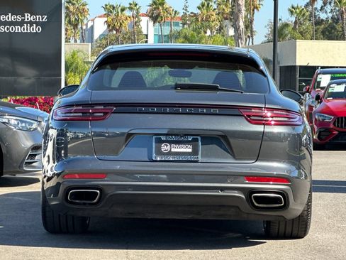 Used 2018 Porsche Panamera 4 AWD/4WD image 4