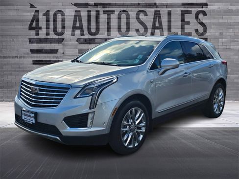 Used 2017 Cadillac XT5 Platinum w/ Driver Assist Package AWD/4WD image 6