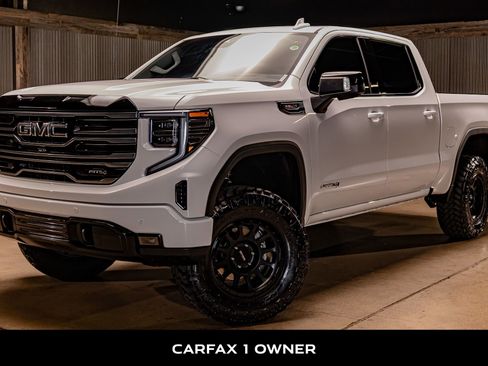 Used 2025 GMC Sierra 1500 AT4 w/ Technology Package image 5