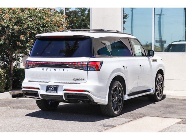 New 2027 INFINITI QX80 Sensory w/ Sport Exterior Package AWD/4WD image 8