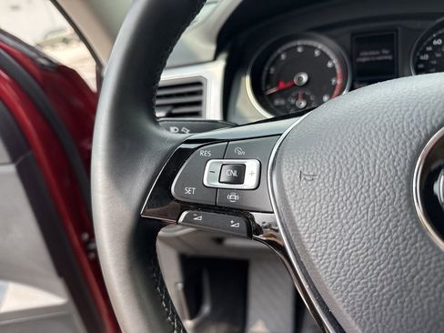 Used 2019 Volkswagen Atlas SE w/ Towing Package FWD image 16