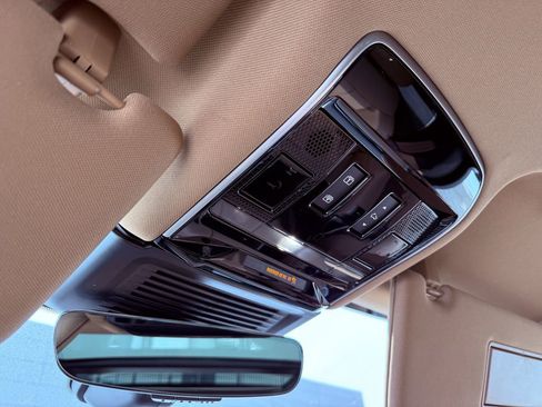 New 2026 Land Rover Range Rover Long Wheelbase SE image 28