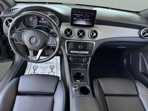 Used 2019 Mercedes-Benz CLA 250 image 12
