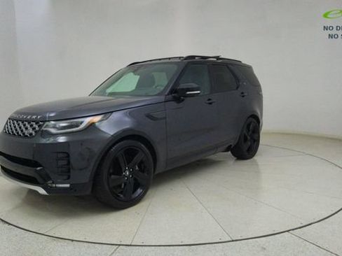 Used 2024 Land Rover Discovery Metropolitan Edition AWD/4WD image 74