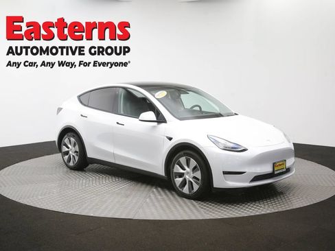 Used 2021 Tesla Model Y Long Range AWD/4WD image 43