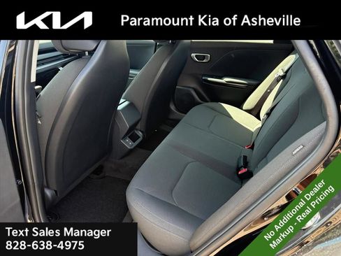 New 2026 Kia K4 FWD image 18