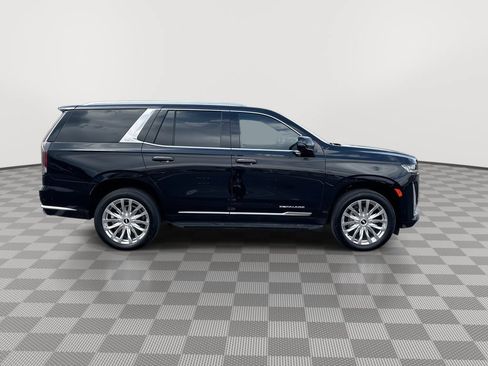 Certified 2024 Cadillac Escalade Premium Luxury AWD/4WD image 12