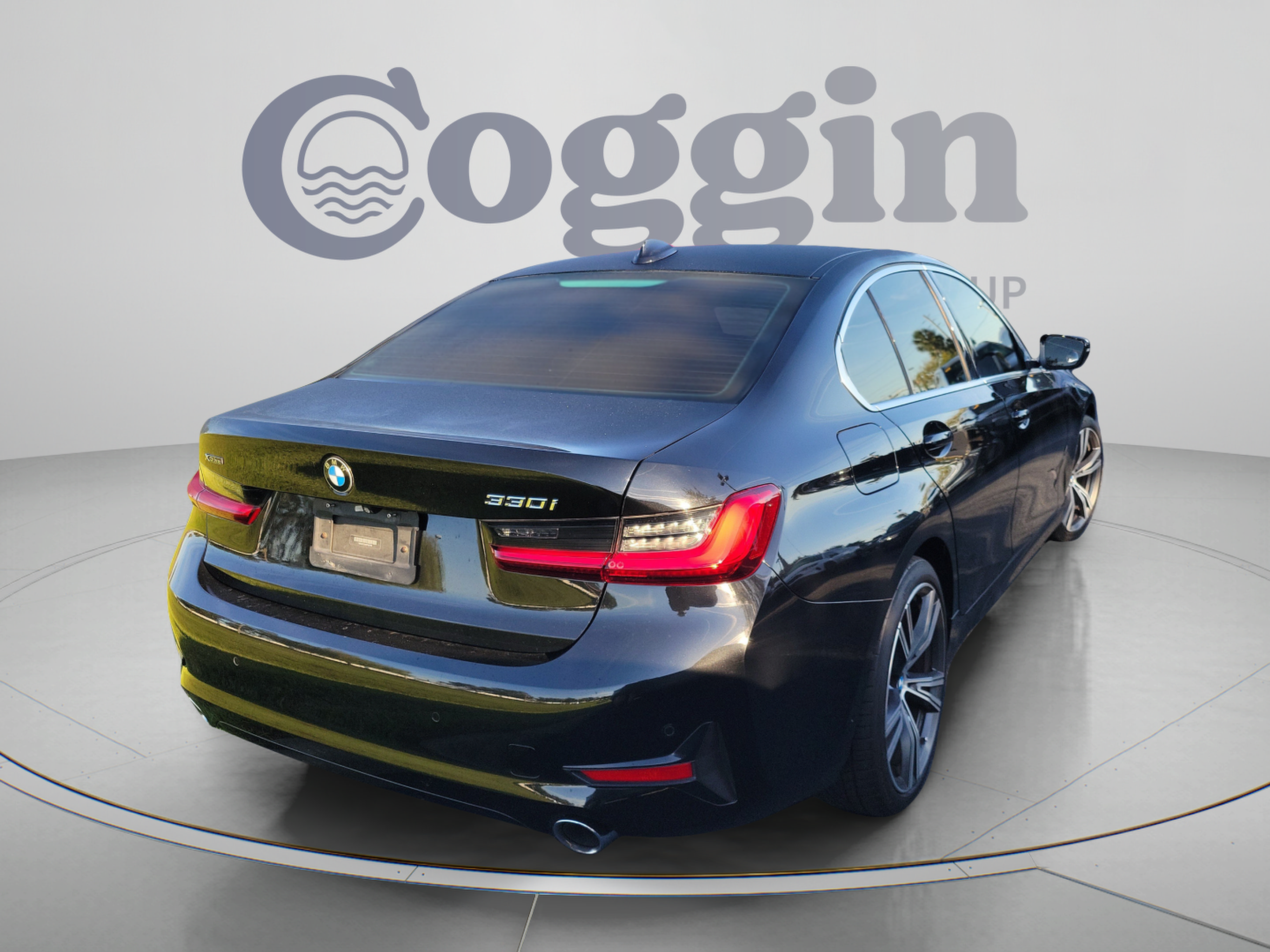 Used 2021 BMW 330i xDrive Sedan AWD/4WD image 5