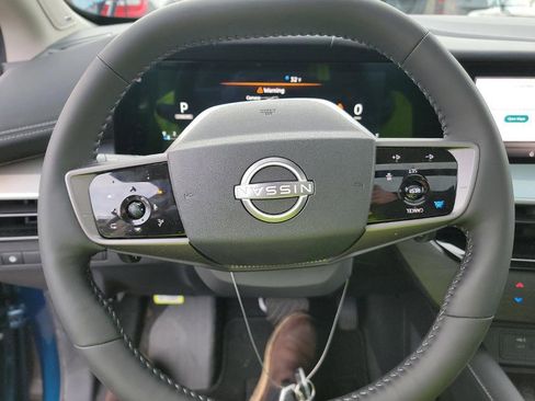 Used 2025 Nissan Murano SL image 4